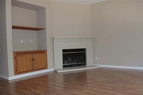 5th image of 2056 Heather Creek Ct
