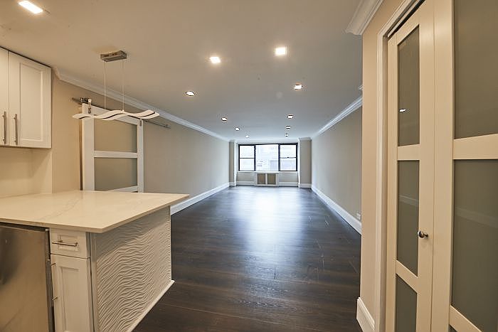 1st image of 1010 3rd Ave #11K