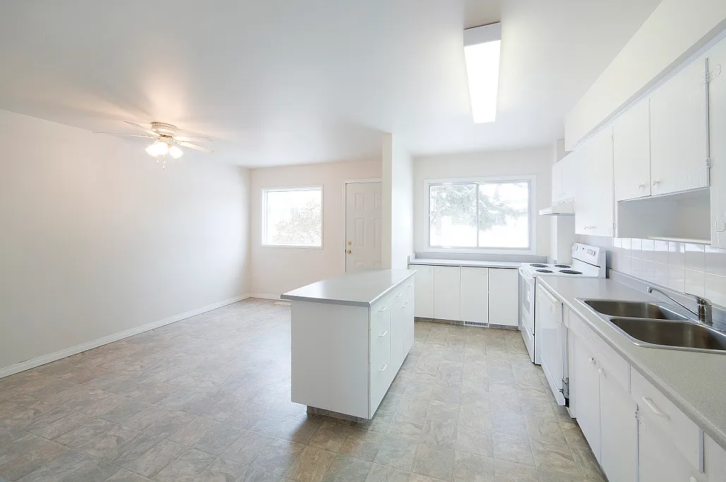 Rivervalley Townhomes — Photo 1