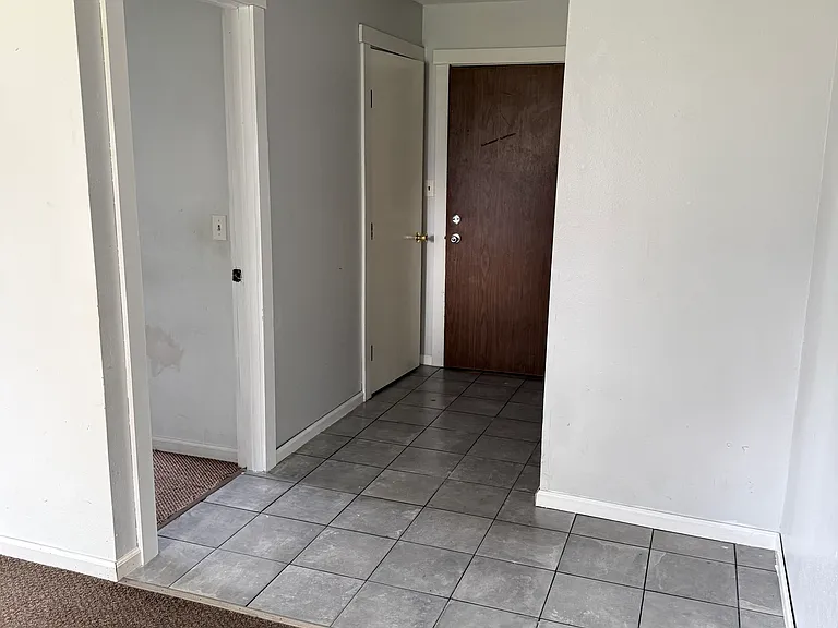 414 W Baker St #2 — Photo 6