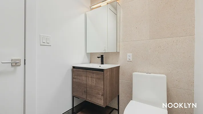 Rented by Nooklyn NYC LLC | media 49