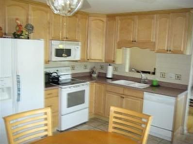 5th image of 1603 W Roanoke Dr