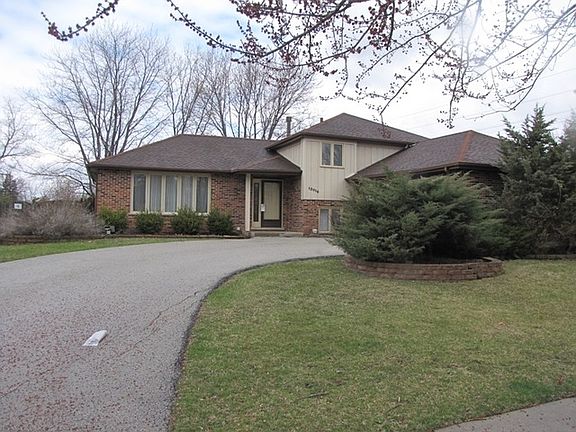 2nd image of 13016 W Tanglewood Cir