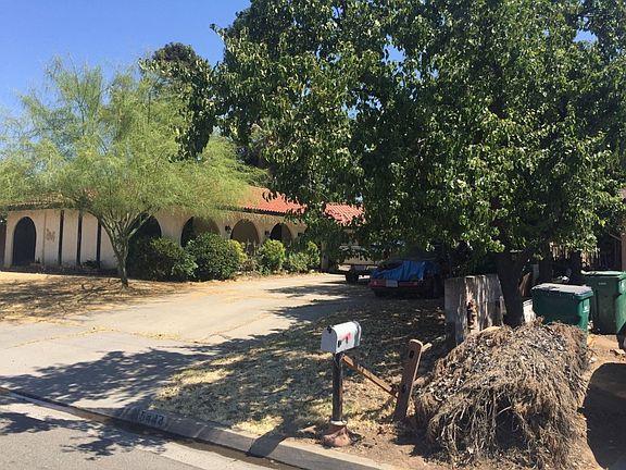 5th image of 5444 E Belmont Ave