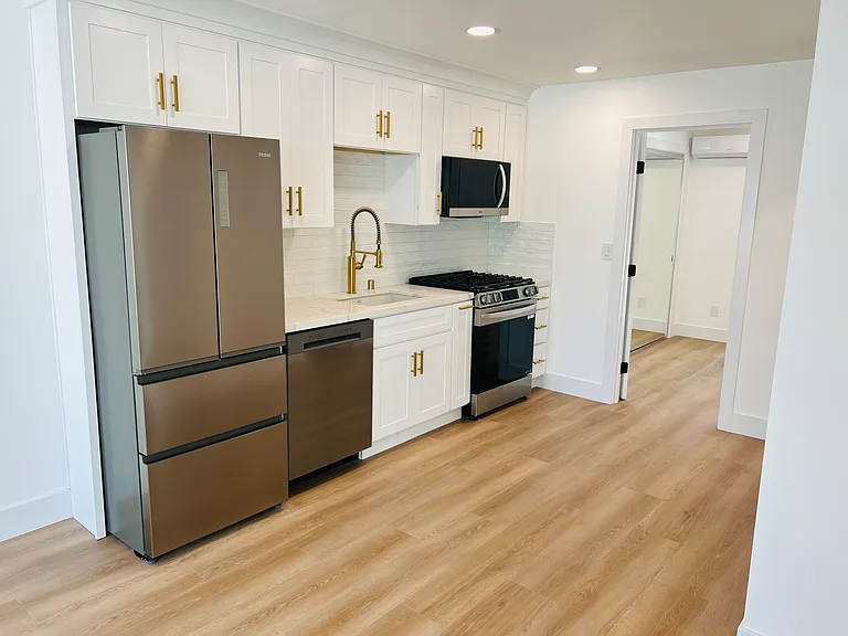 6281 Balmoral Dr #2 — Photo 18