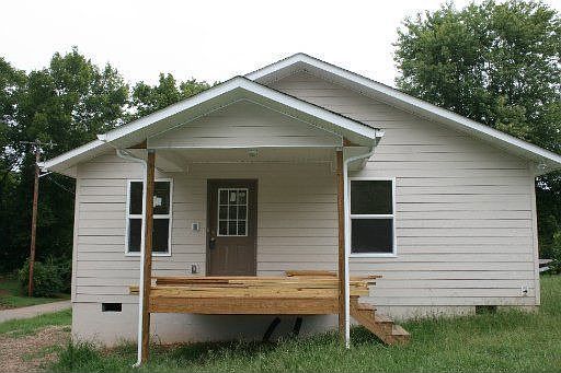 2nd image of 1801 Trotter Ave