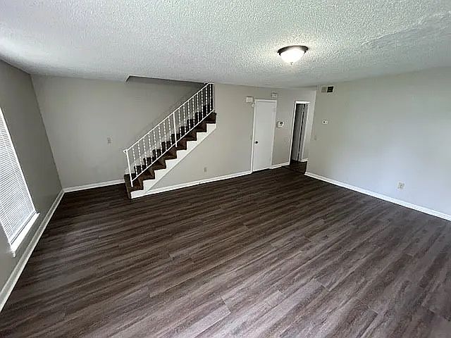 2nd image of 1713 Westchester Dr #1713