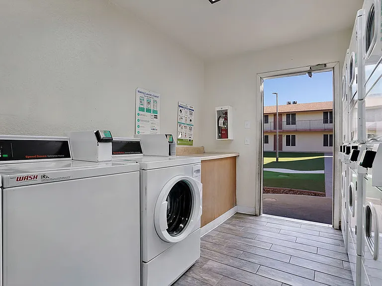 Windrose Villas Apartments — Photo 21