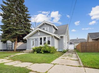 1617 Madison St, Manitowoc, WI 54220