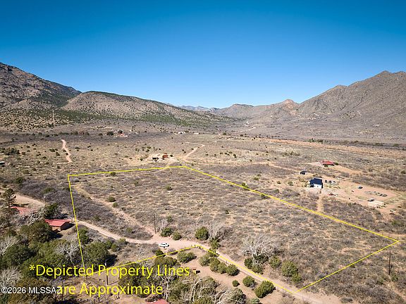 4th image of S Cathedral Rock Rd