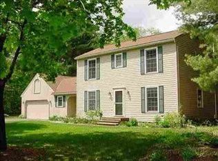 25 Kiley Ln, Queensbury, NY 12804