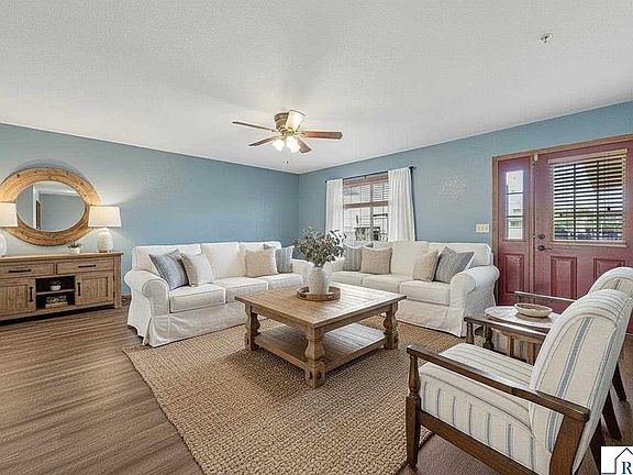 4th image of 2203 Rolling Green Ln