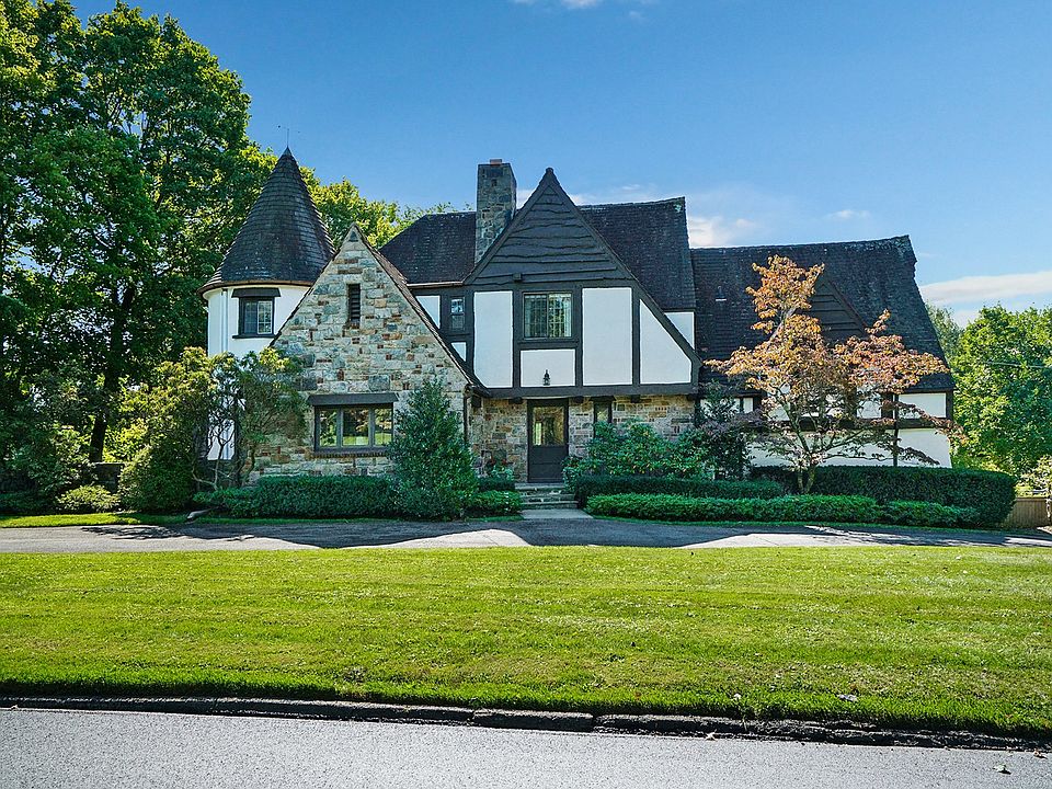 1st image of 203 Hillair Cir