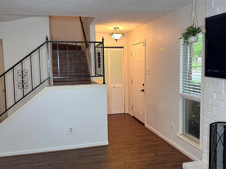 1413 Bonanza Rd #413 — Photo 10