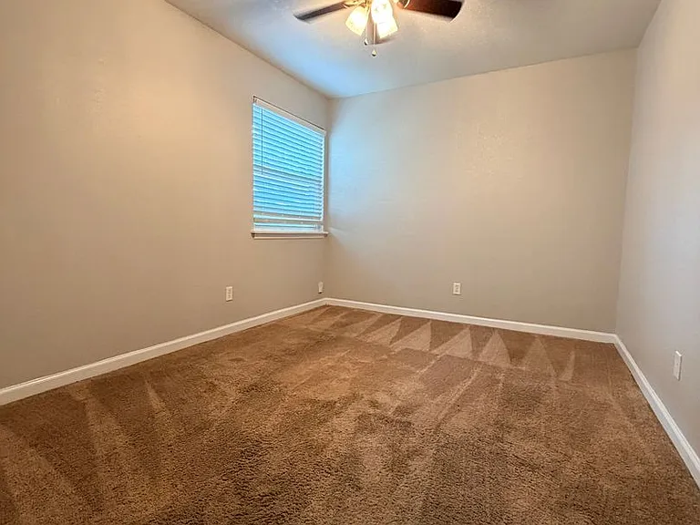 5719 B Street — Photo 8
