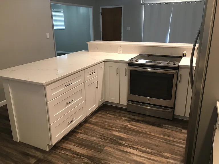 833 W 3600 S — Photo 3