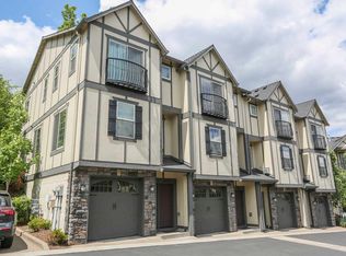 3666 SW Baird St, Portland, OR 97219