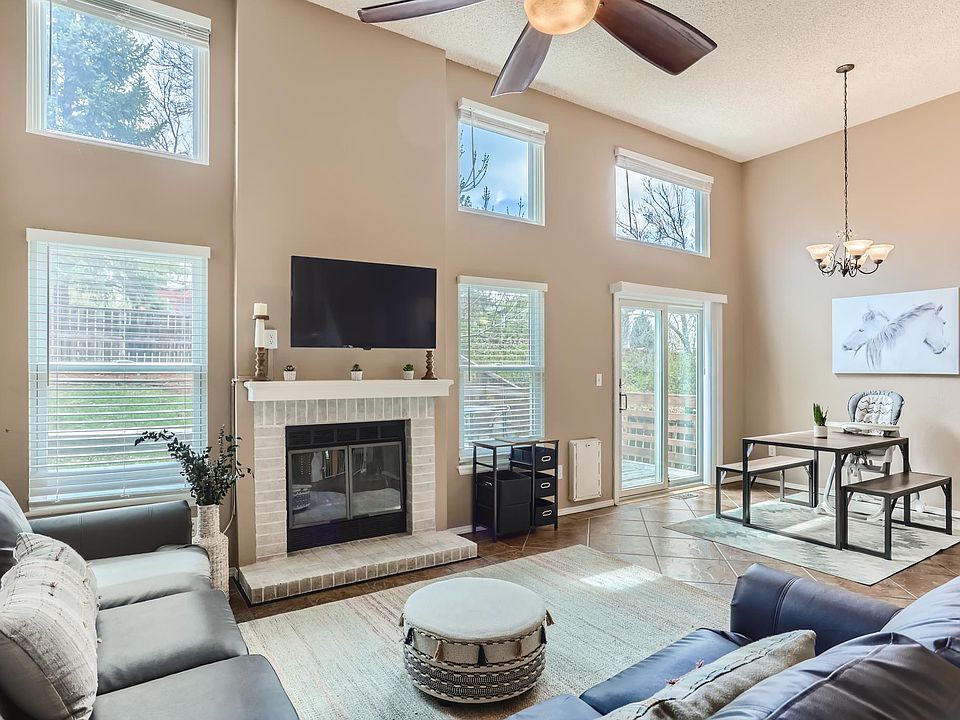 1st image of 1070 Ridgeglen Way