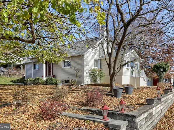 905 Blue Bell Ave, Harrisburg, PA 17112
