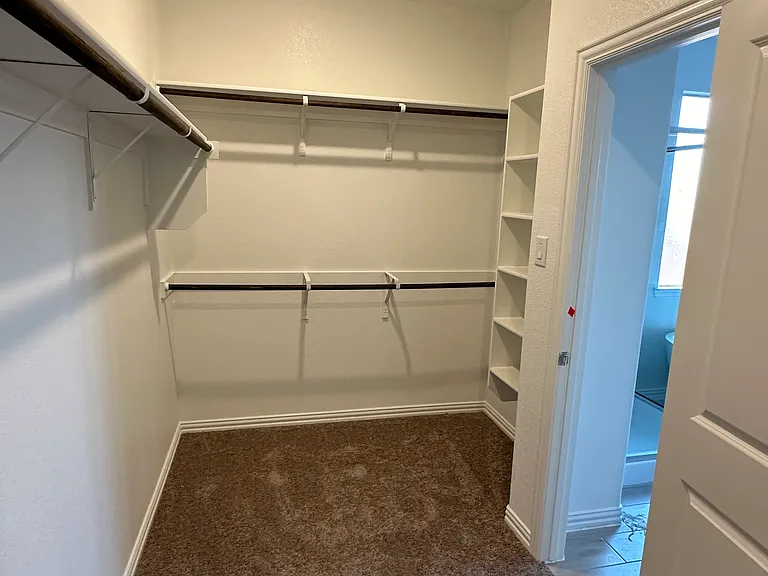 1200 Sassafras Dr — Photo 11