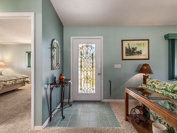 4th image of 17691 SE 102nd Cir