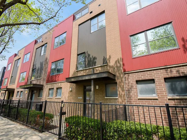 566 W 16th St, Chicago, IL 60616