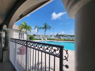 5055 Wiles Rd APT 203, Pompano Beach, FL 33073