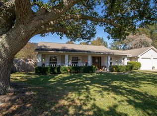 821 Bilglade Dr, Biloxi, MS 39532