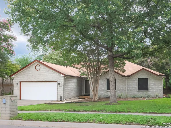 7438 Oak Marsh St., Live Oak, TX 78233