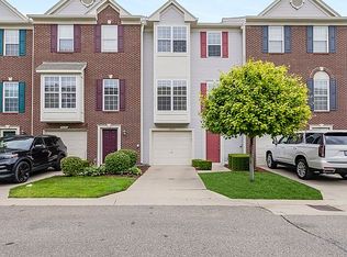 36180 Dominion Cir, Sterling Heights, MI 48310