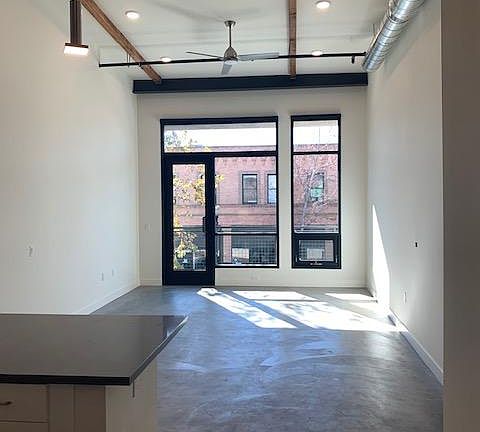 3rd image of 401 N Bush St #221