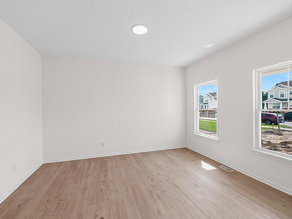 4th image of 5470 Jaskula Ln