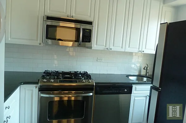 Rented by Halstead Real Estate | media 26