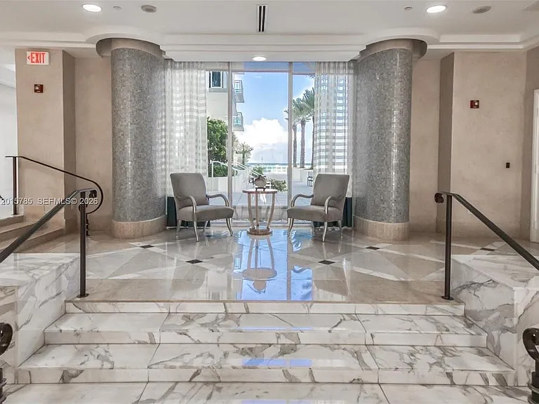 6917 Collins Ave #503 — Photo 37