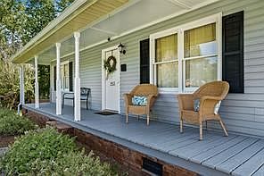 3rd image of 253 Scotland Rd