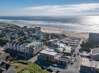 869 NW Beach Dr #4, Newport, OR 97365