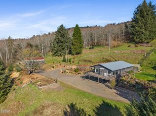 990 Skyline Dr, Tillamook, OR 97141