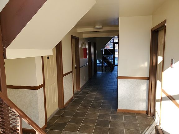 2nd image of 13717 S Stewart Ave APT A2e