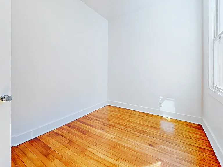 1384 State St #8 — Photo 17