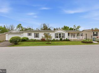 430 Cedar Ln, Birdsboro, PA 19508
