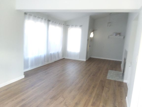 4th image of 1829 E Mesa Dr