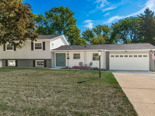 1522 Pemberton Dr, Columbus, OH 43221