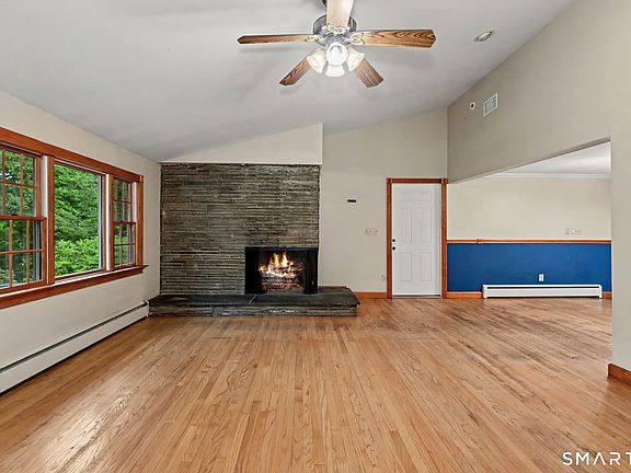 3rd image of 42 Blueberry Hill Road