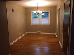 917 S 39th St, Lincoln, NE 68510