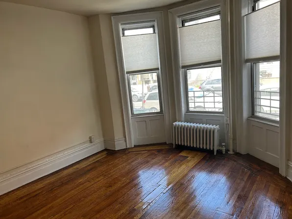 172 14th St APT 1F, Brooklyn, NY 11215