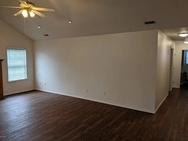 2630 S Highland Ave — Photo 3
