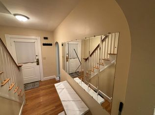 714 Truman Hwy, Hyde Park, MA 02136