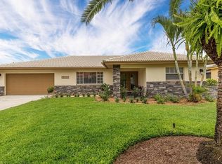 1385 50th Ave NE, Saint Petersburg, FL 33703
