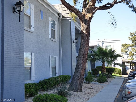 4th image of 3823 S Maryland Pkwy #4