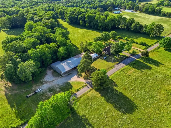 350 County Road 125, Rogersville, AL 35652